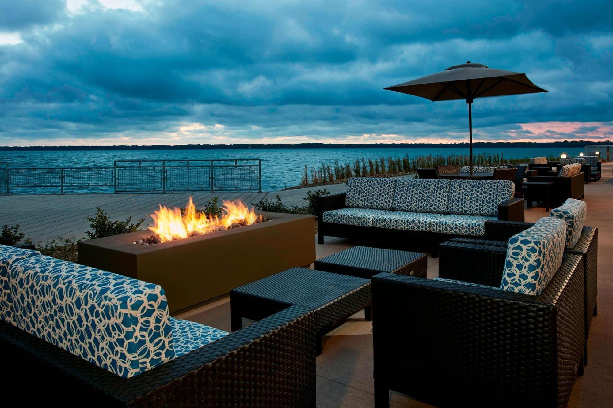 Courtyard By Marriott Erie Bayfront Hotel Kültér fotó